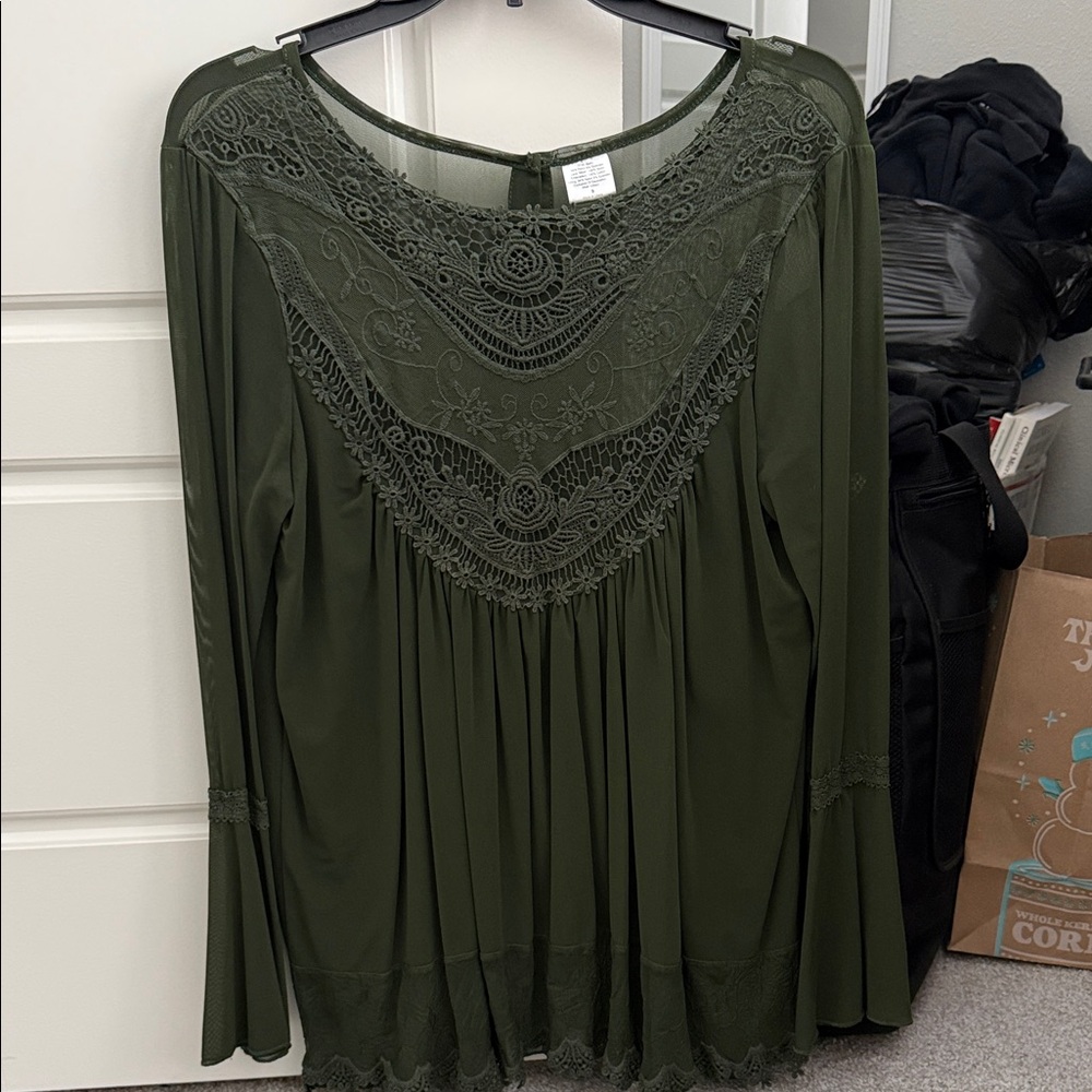 Elegant Green Lace Women's Top